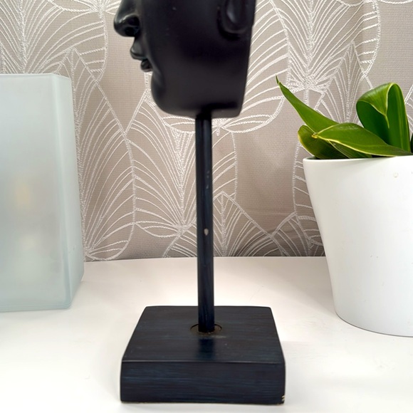 Interior decor - Picture 7 of 10